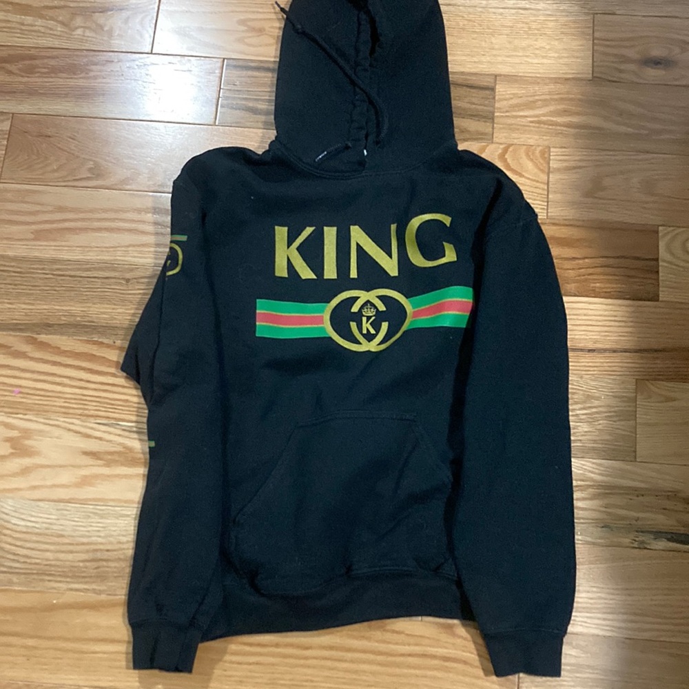 Gildan black hoodie with “ KING” on it